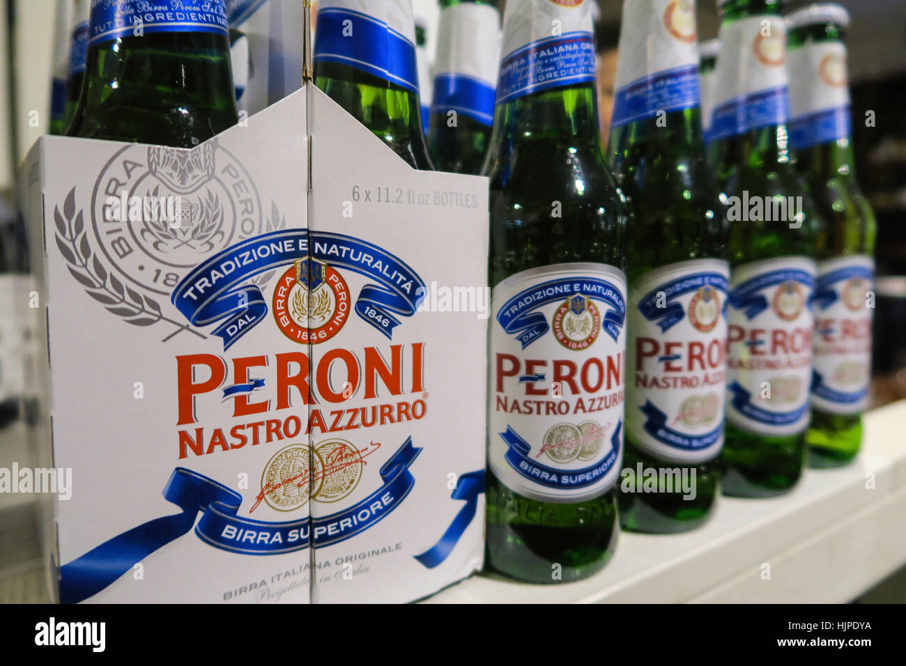 https://c8.alamy.com/comp/HJPDYA/peroni-beer-bottle-display-eataly-italian-marketplace-nyc-HJPDYA.jpg