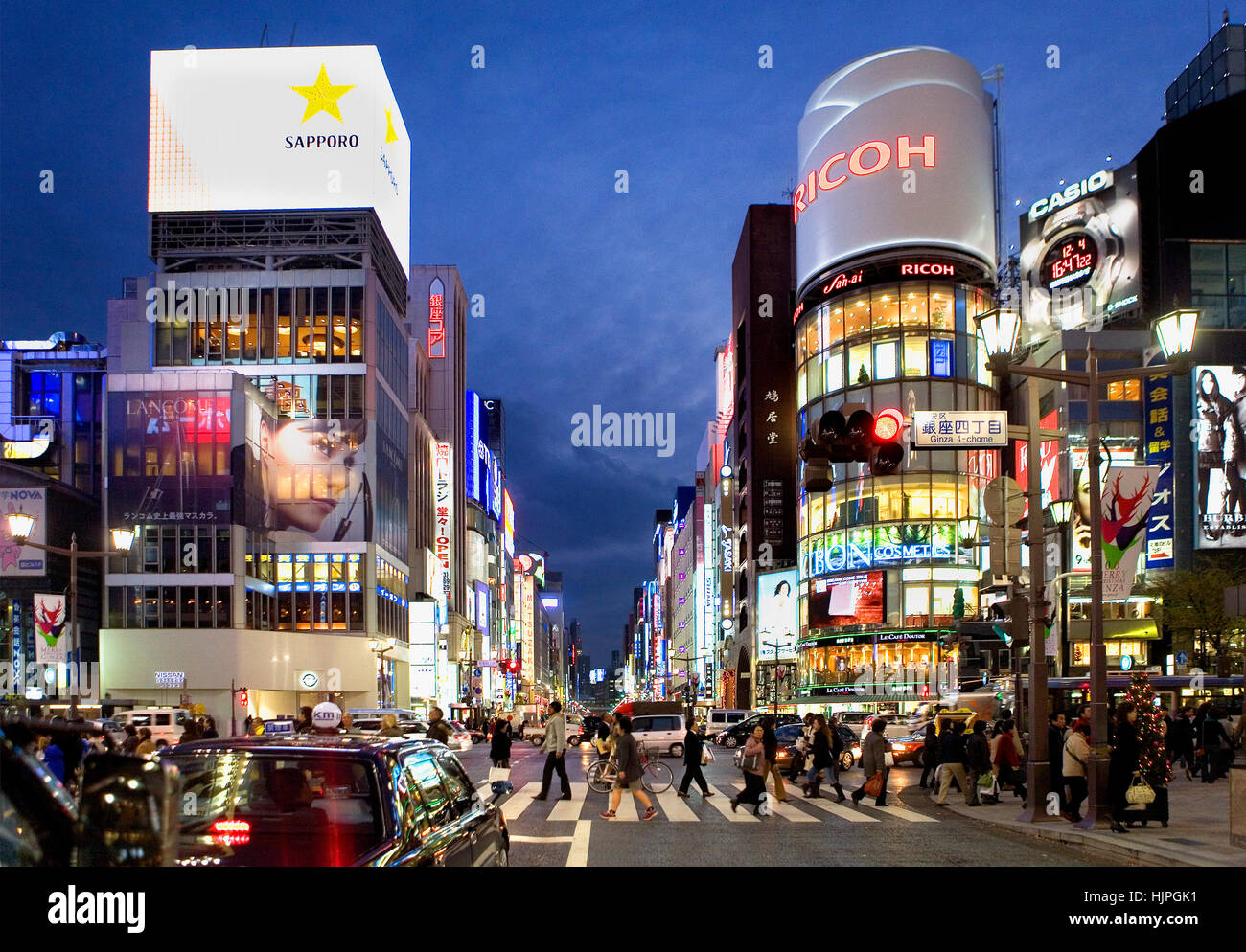 Chuo dori harumi dori hi-res stock photography and images - Alamy