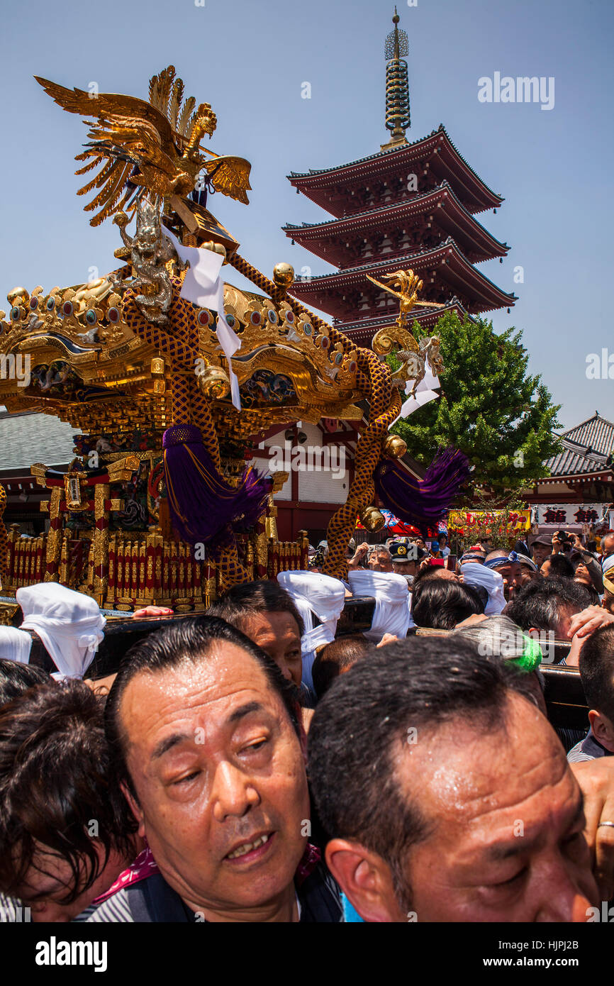 Tokyo Sensoji Temple Asakusa Jinja Hi res Stock Photography And Images tokyo-sensoji-temple-asakusa-jinja-hi-res-stock-photography-and-images