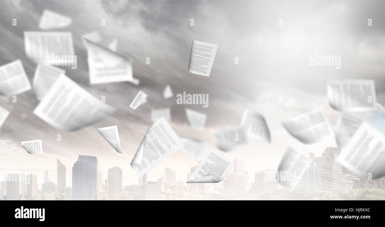 Loose pile of papers hi-res stock photography and images - Alamy