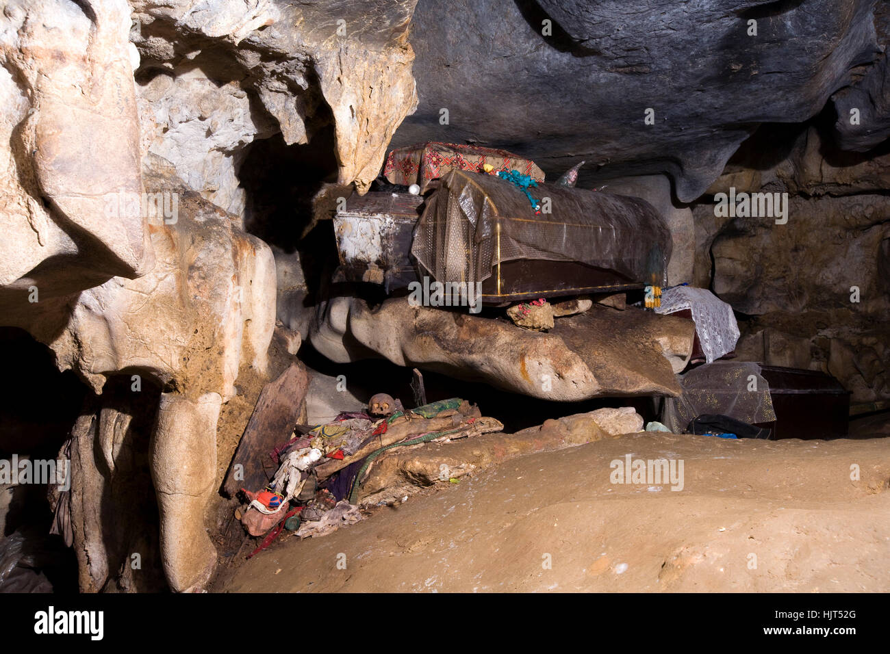 object, culture, death, indonesia, cemetery, tomb, grave, decay ...