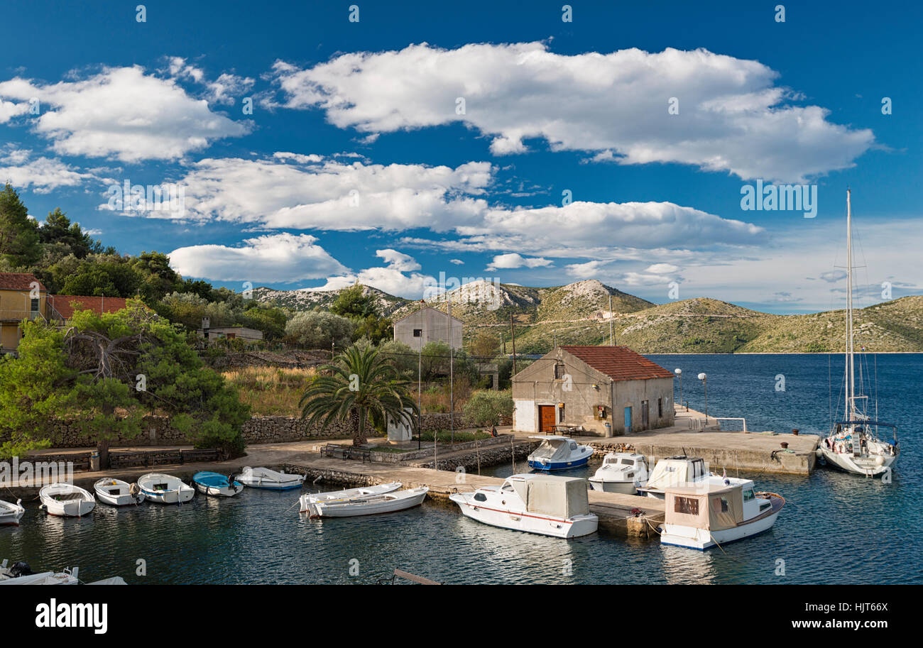 Croatia, Rava Island, viwe to harbour mole of Mala Rava and to Dugi Otok Stock Photo