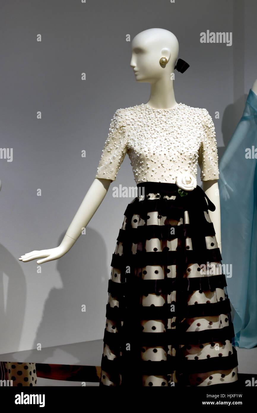Hubert de Givenchy ( Couturier ) France clothes of Audrey Hepburn ( Movie Star ) United Kingdom Stock Photo