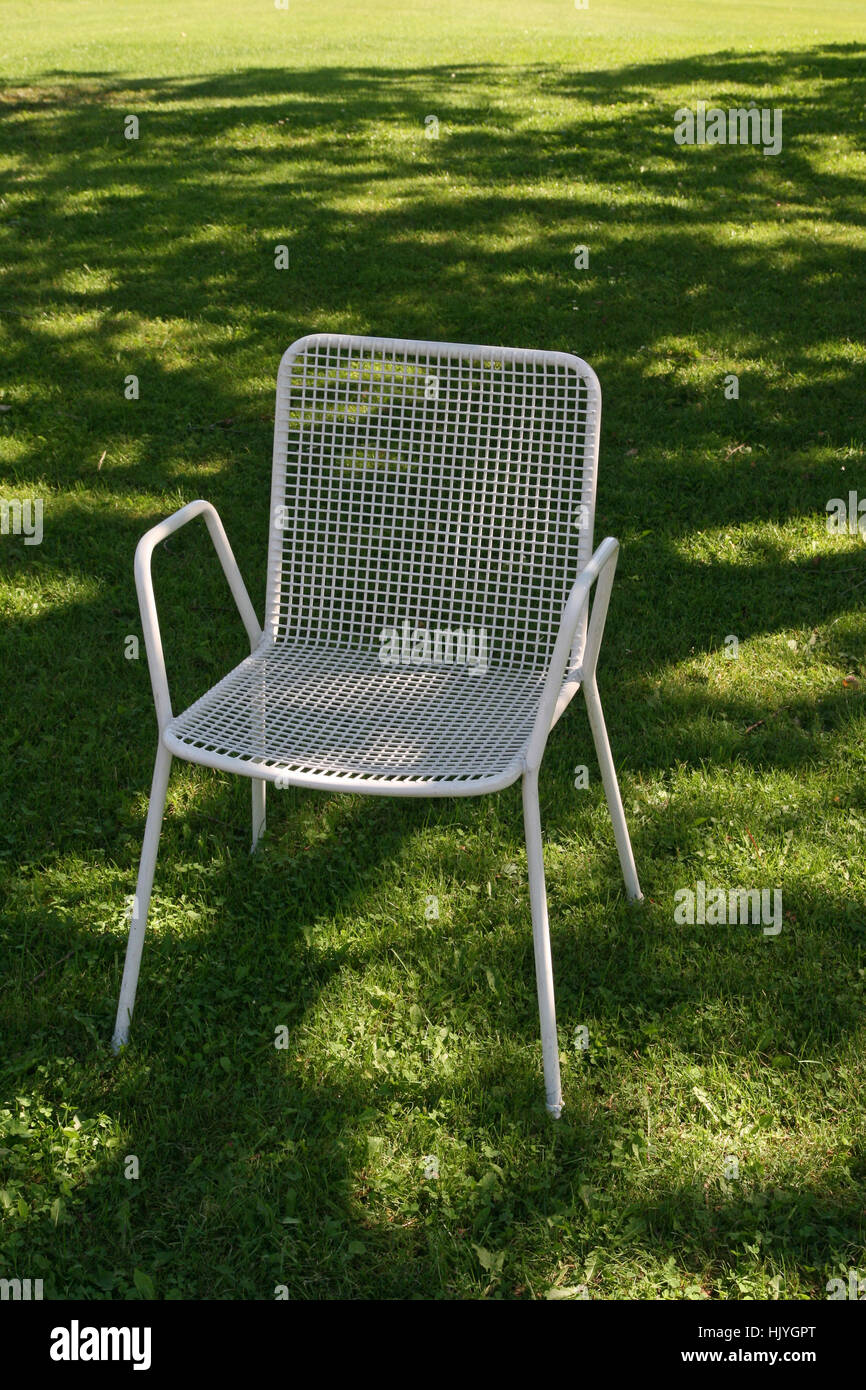 chair, single, meadow, grass, lawn, green, chair, metallstuhl, weisser  stuhl Stock Photo - Alamy