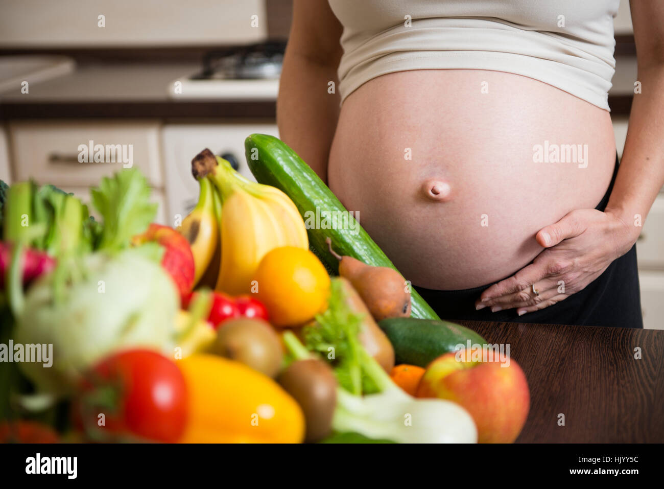 food, aliment, female, progenies, fruits, belly, tummy, pregnancy