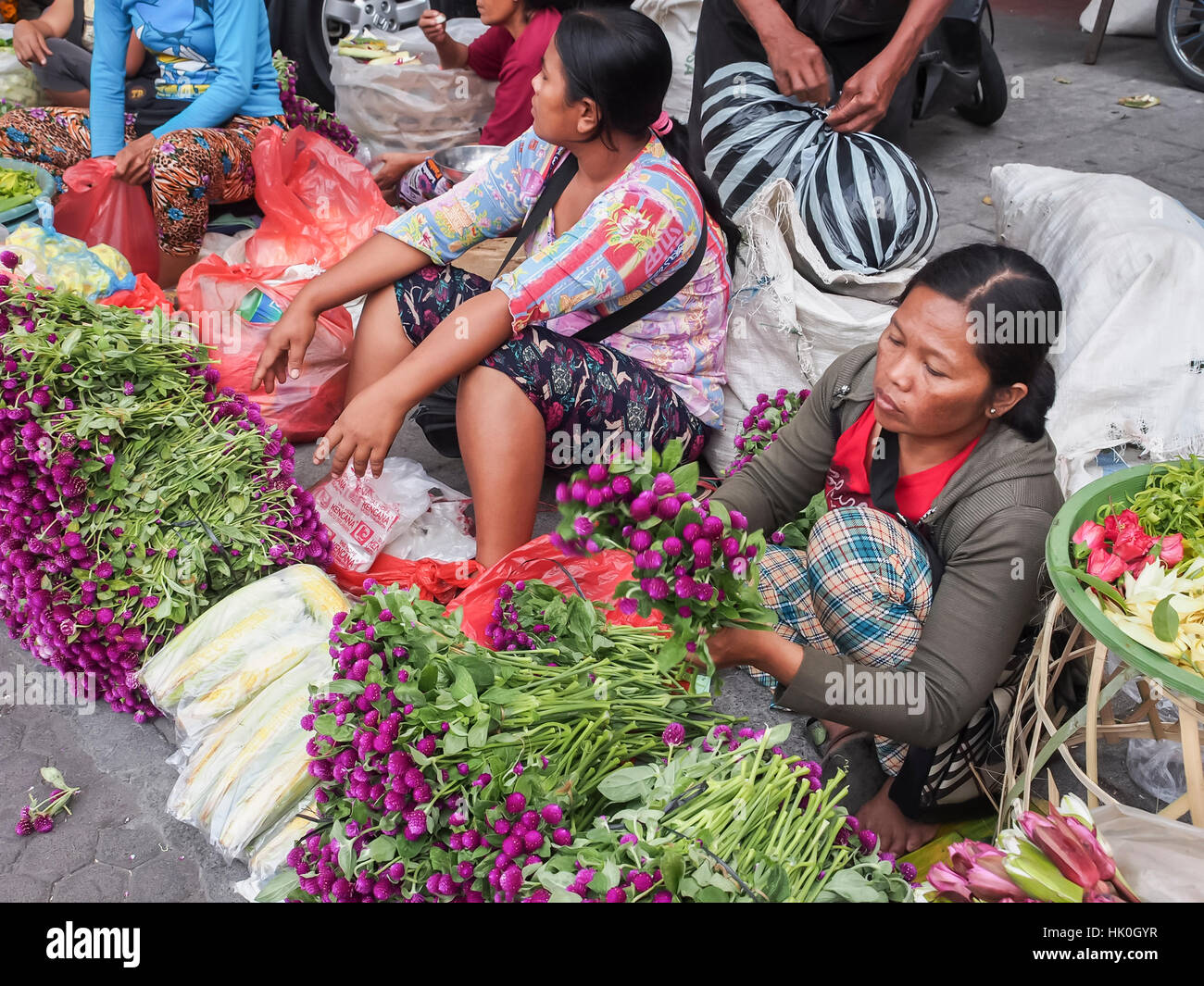 Flower sellers at a market, Denpasar, Bali, Indonesia, Southeast Asia Stock Photo