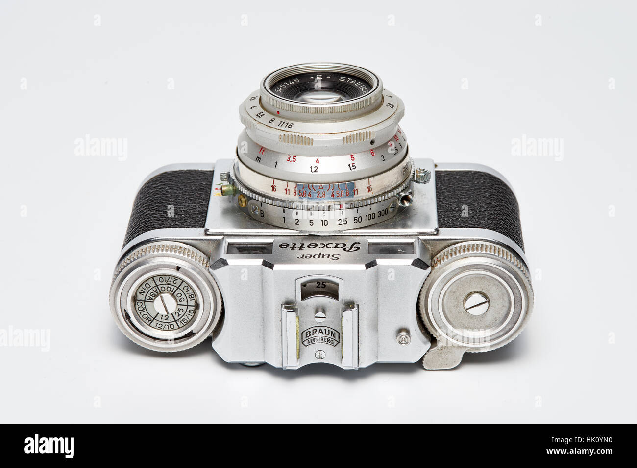 Braun Super Paxette I is a series of 35mm film rangefinder cameras made by Braun and introduced in 1953. Stock Photo
