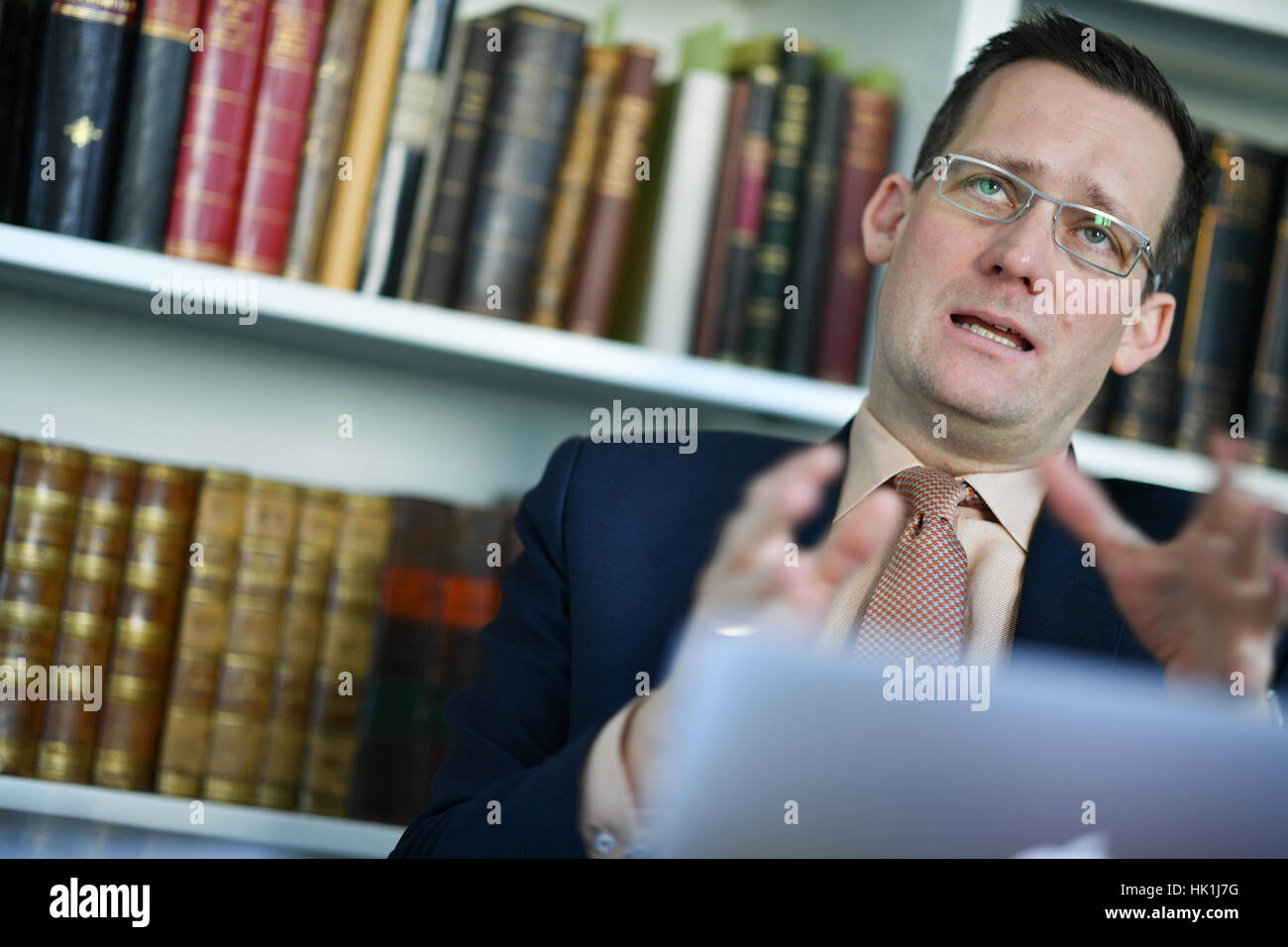 Ulm, Germany. 20th Jan, 2017. Florian Sieger, director for History, Theory and Ethics of Medicine at the University of Ulm gestures during an interview in Ulm, Germany, 20 January 2017. Photo: Felix Kästle/dpa/Alamy Live News Stock Photo