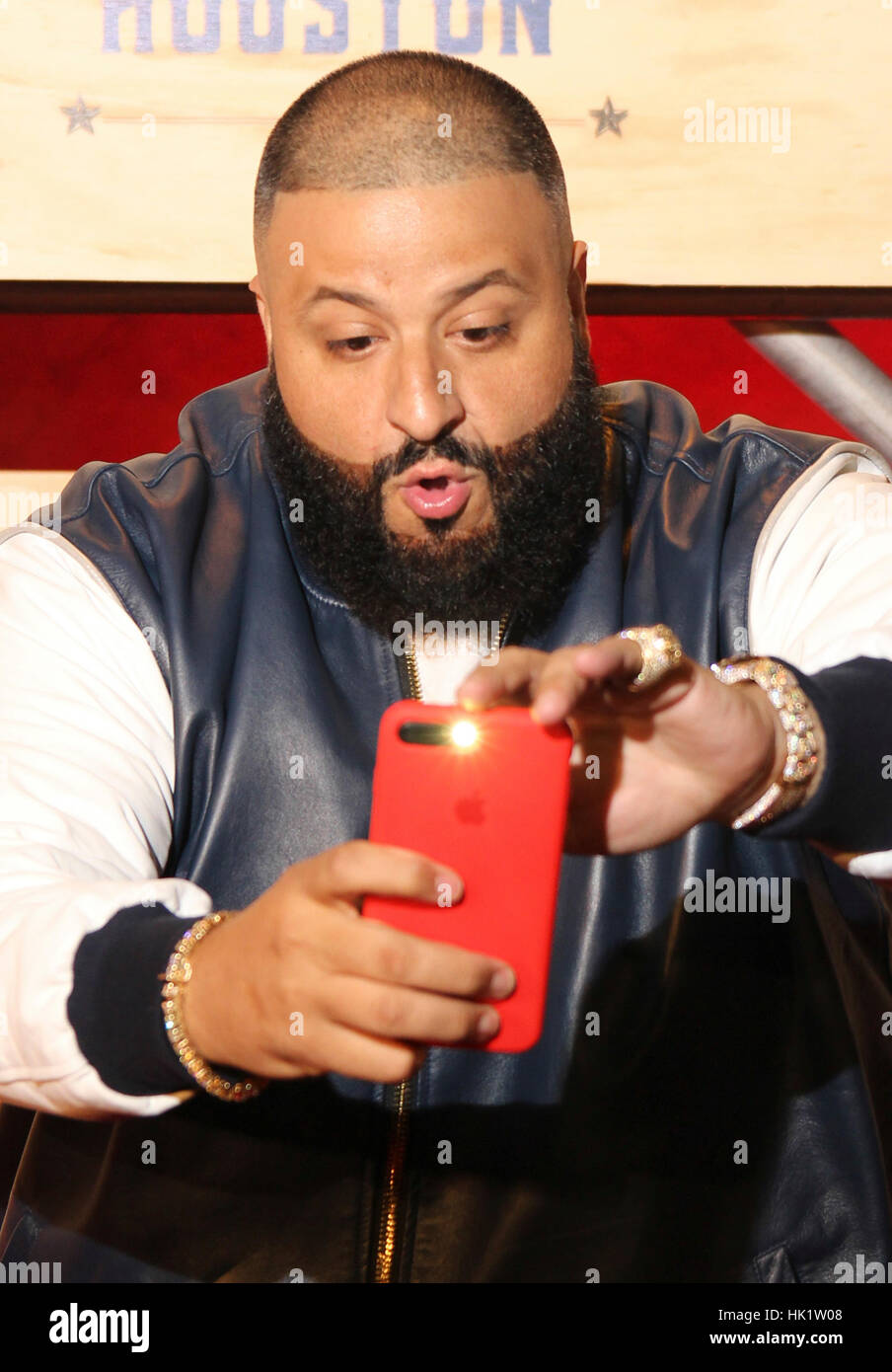 Dj khaled phone hi-res stock photography and images - Alamy
