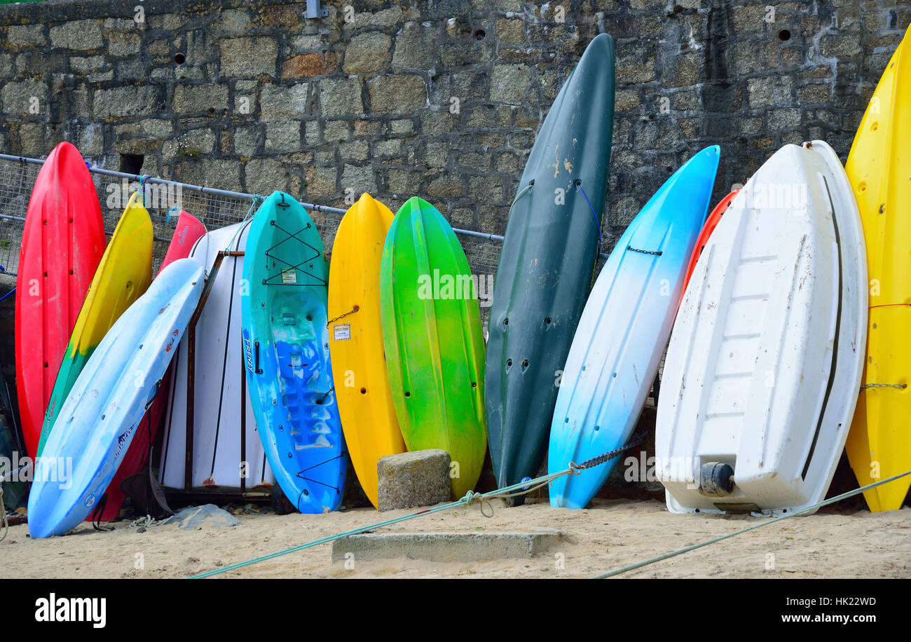 Kayaks on quayside hires stock photography and images Alamy