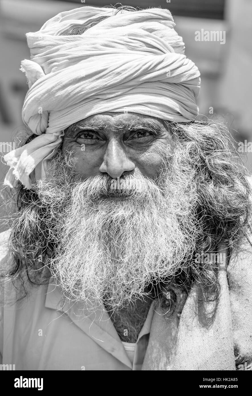 Old indian man begging Black and White Stock Photos & Images - Alamy