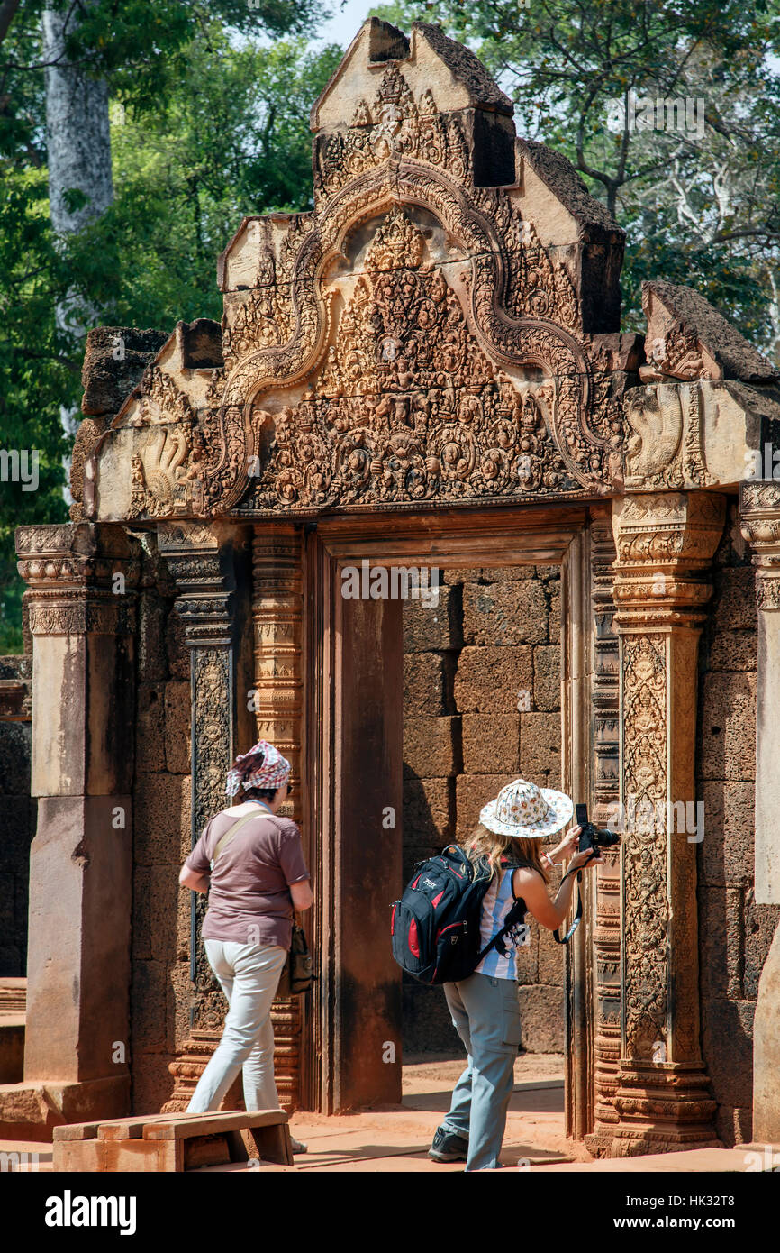 East entryway, Banteay Srey Temple (aka The Pink Temple), Angkor Archaeological Park, Siem Reap, Cambodia Stock Photo