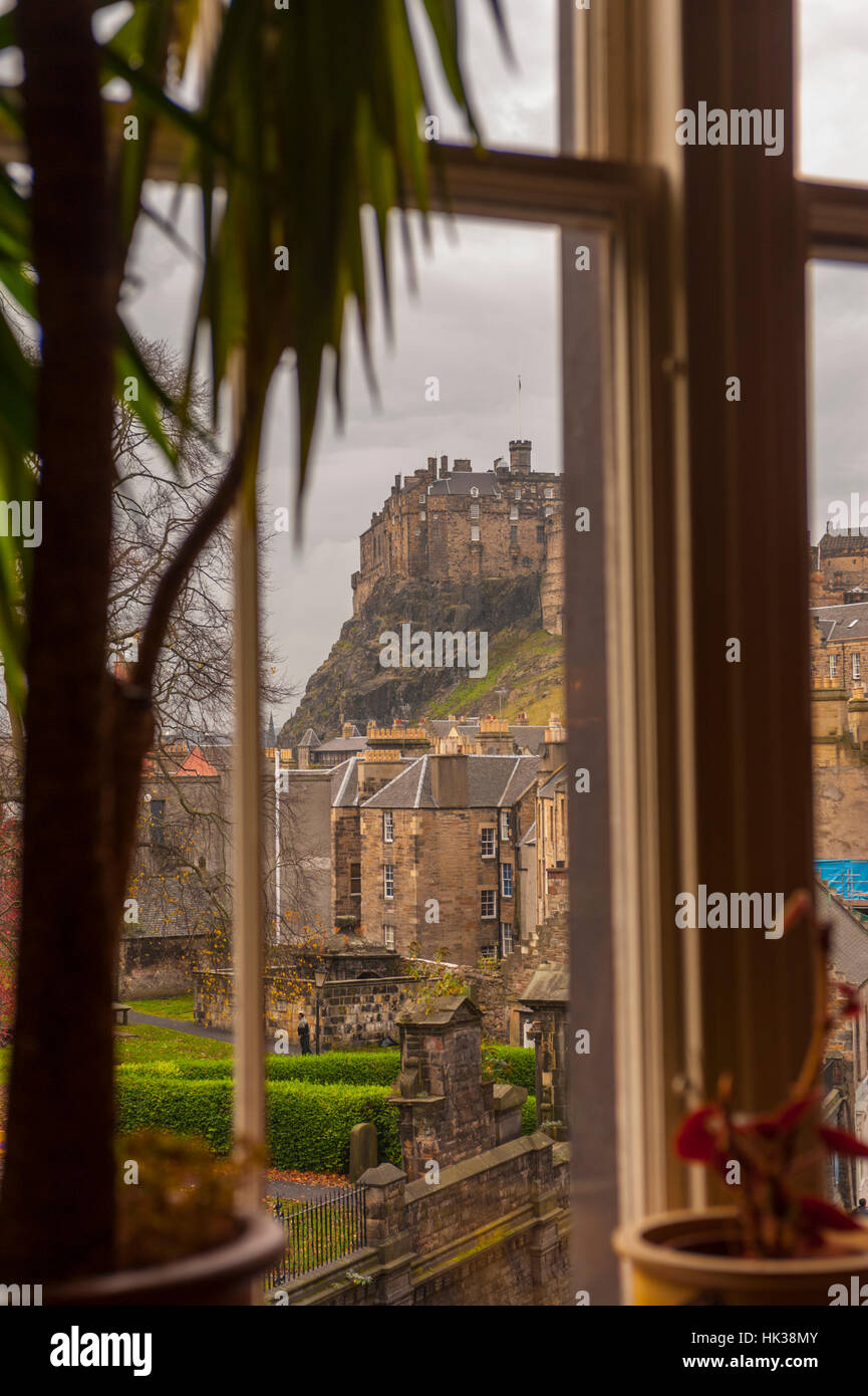 The view of Edinburgh castle from the elephant house cafe on George The IV bridge Stock Photo