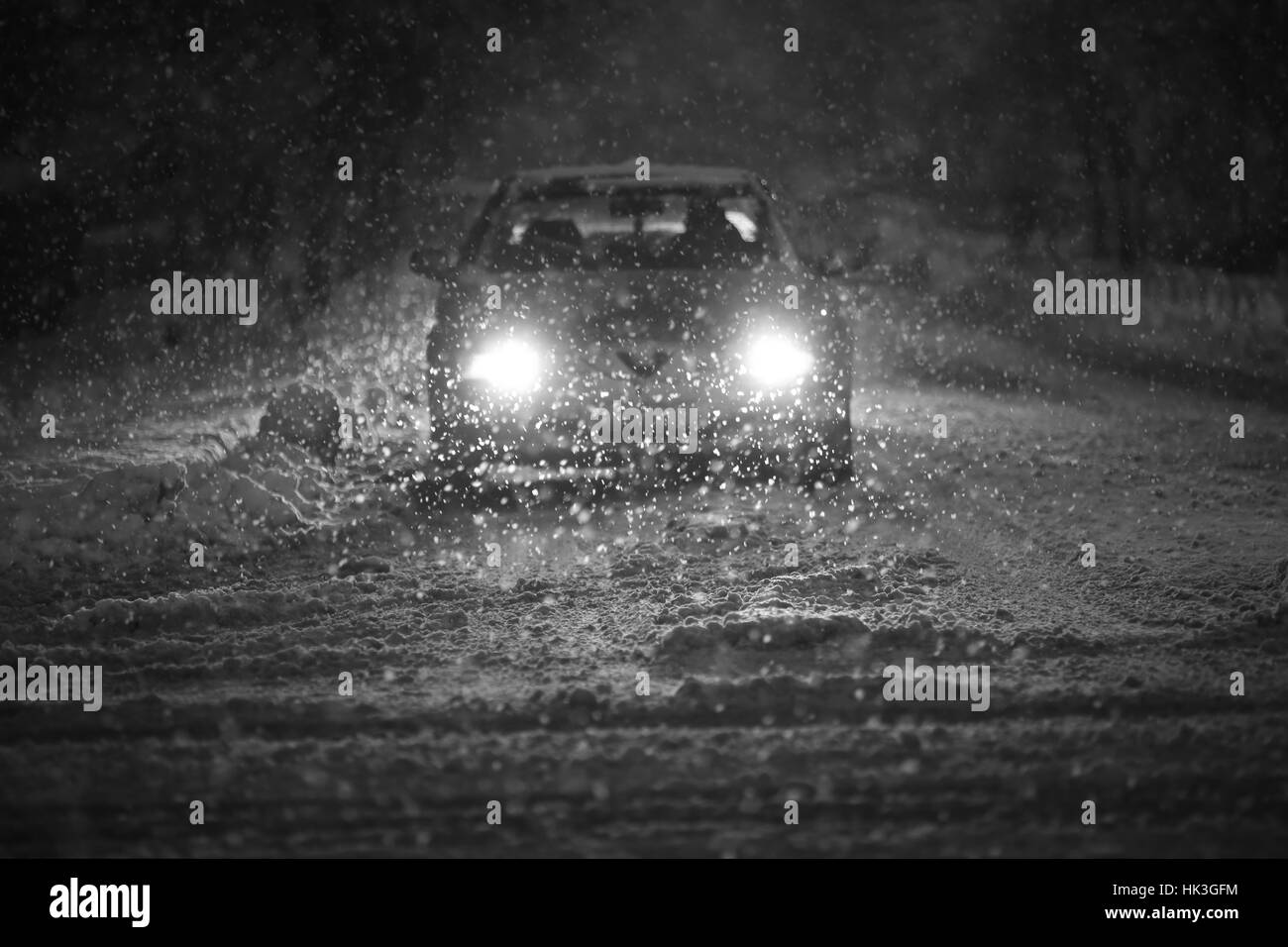 Snowy traffic light Black and White Stock Photos & Images Alamy
