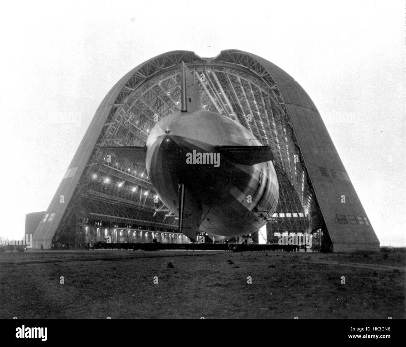 Dirigible USS Macon entering Hangar One at the NASA Ames Research center in  Mountain View, California, 1934. Image courtesy NASA Stock Photo - Alamy