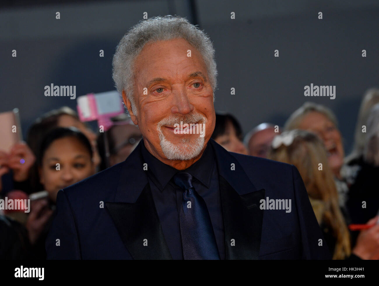 Tom Jones attending the National Television Awards 2017 at the O2, London. PRESS ASSOCIATION Photo. Picture date: Wednesday January 25, 2017. See PA story SHOWBIZ NTAs. Photo credit should read: Matt Crossick/PA Wire Stock Photo