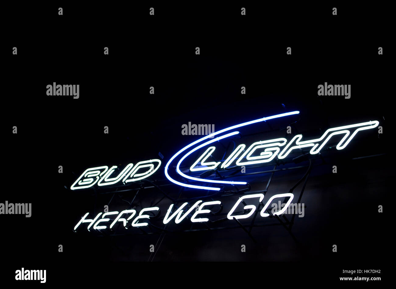 Bud beer bar hi-res stock photography and images - Alamy Bud beer bar hi-res stock photography and images - Alamy
