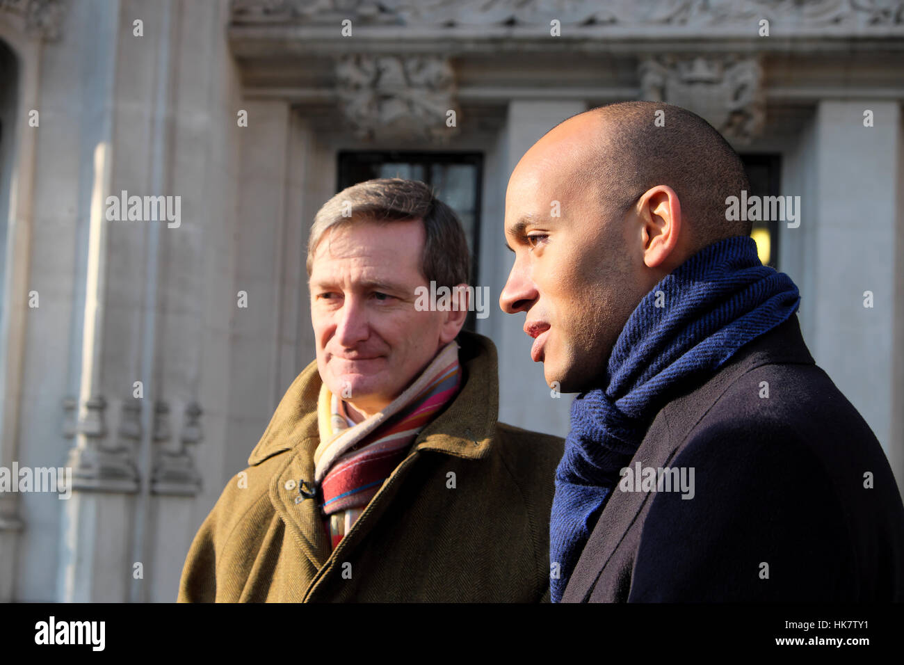 Dominic Grieve and Chuka Ummuna  outside Supreme Court after Article 50 ruling in favor of Parliament, London UK   KATHY DEWITT Stock Photo