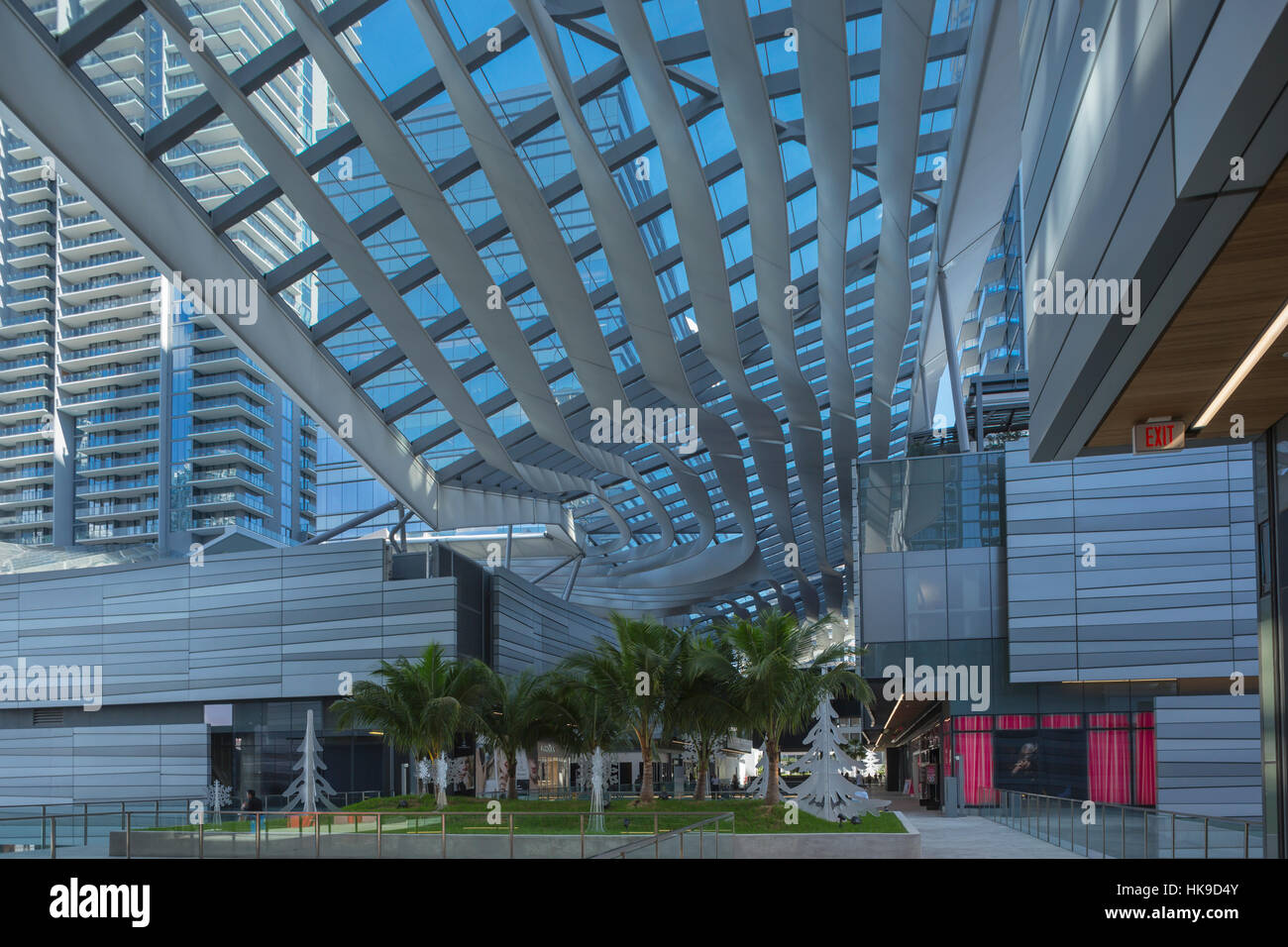 CLIMATE RIBBON ROOF BRICKELL CITY CENTER SHOPPING MALL (©ARQUITECTONICA ...