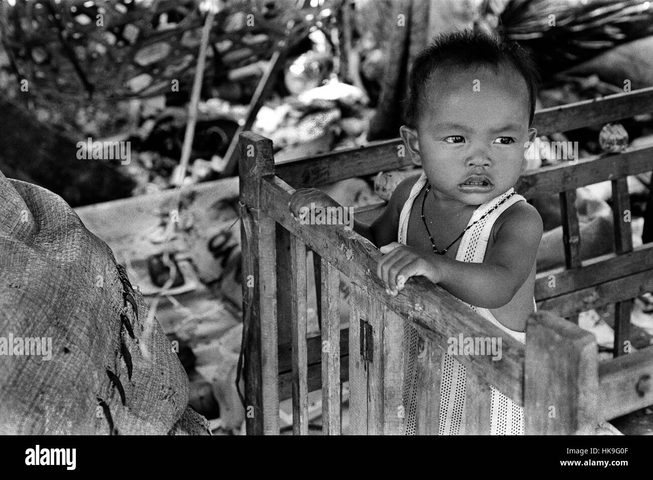 Scavengers at the Payatas dump in Metro Manila, The Philippines Stock ...