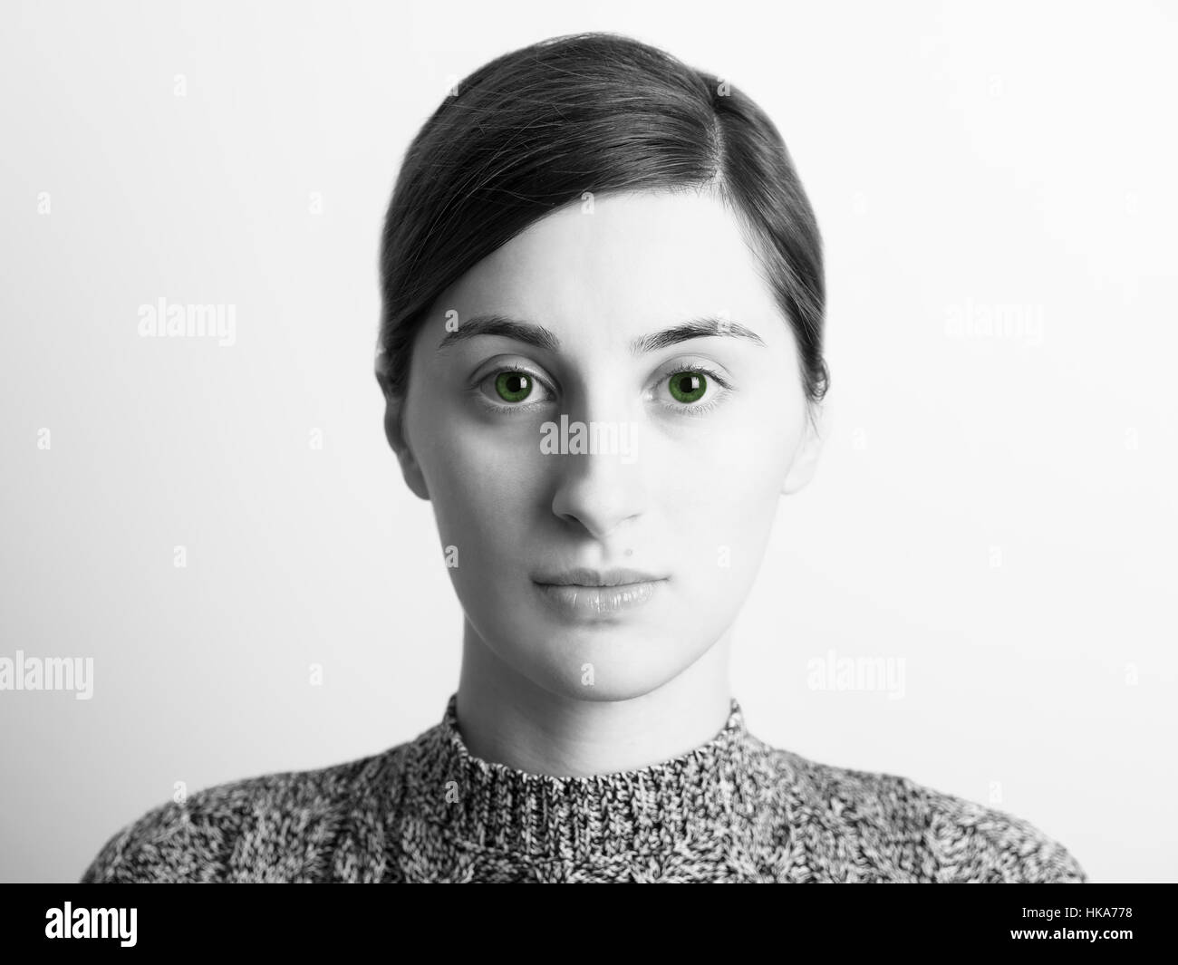 Black And White Portrait Of Beautiful Green Eyes Girl Stock Photo Alamy