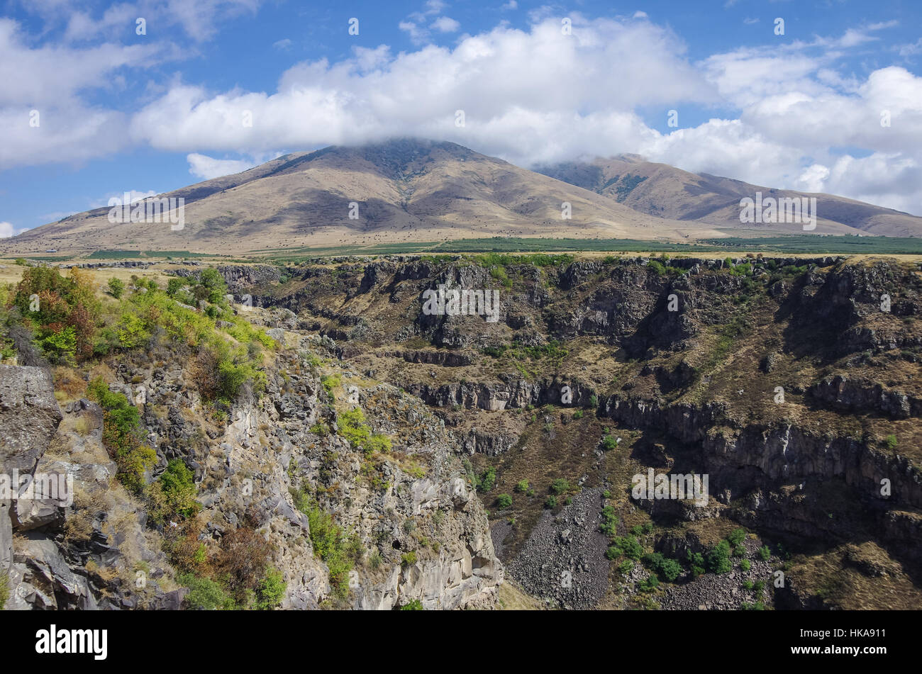 View of the mount Ara ler from the opposite side of the canyon Kasakh  river, near monastery Saghmosavank. Ashtarak district, Armenia Stock Photo  - Alamy