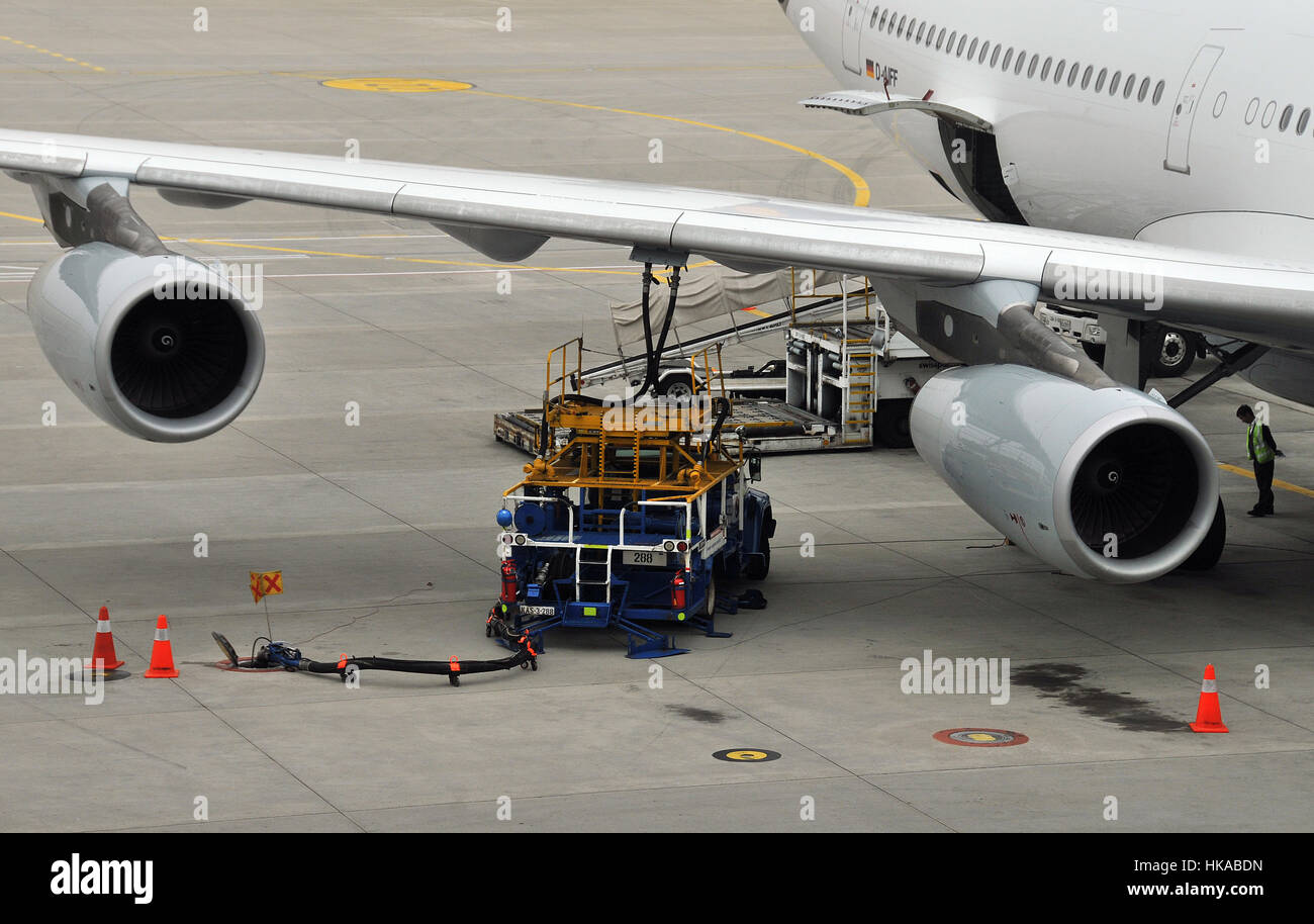 refueling for an Airbus A 340-300 of Lufthansa airlines Incheon International Airport South Korea Stock Photo