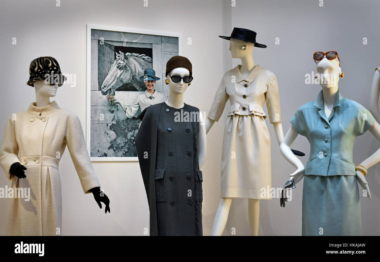 Hubert de Givenchy Couturier France clothes 1953 Stock Photo