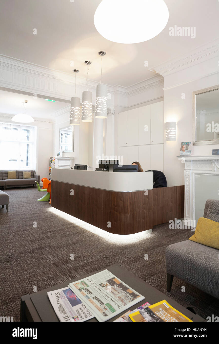 Hospital waiting room uk hi-res stock photography and images - Alamy
