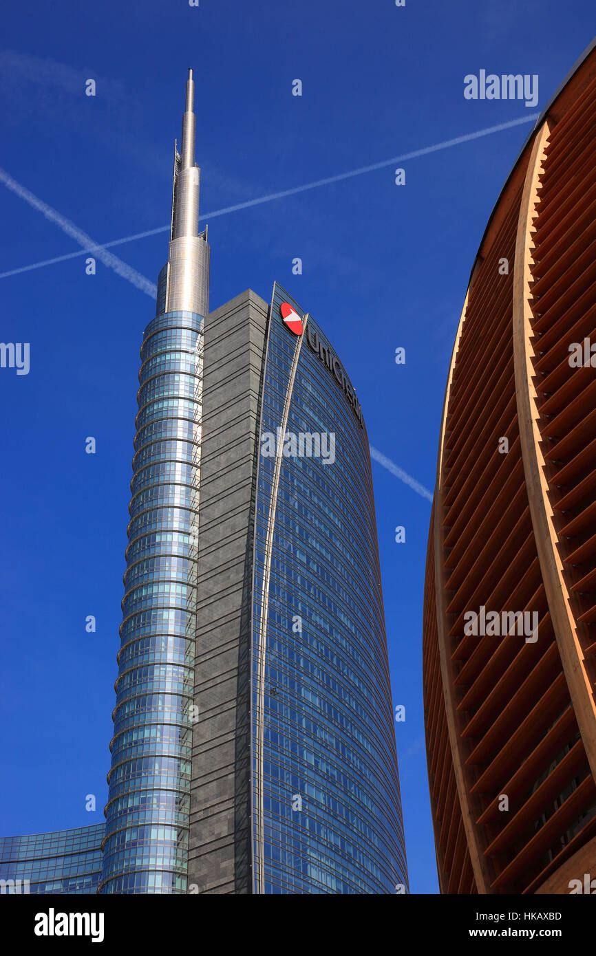 High rise building in the north of milan hi-res stock photography and ...