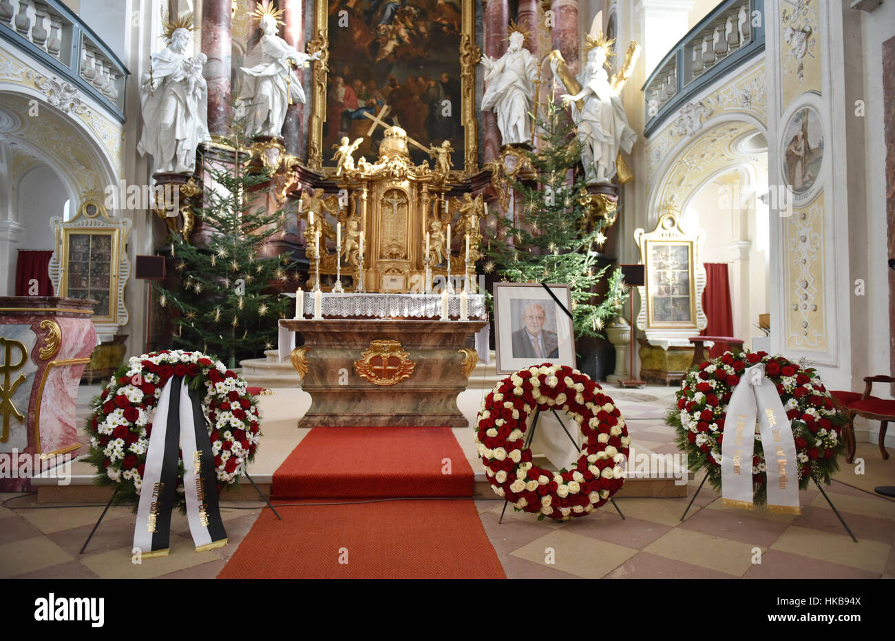 Schoental, Germany. 27th Jan, 2017. Three funeral wreaths can be seen