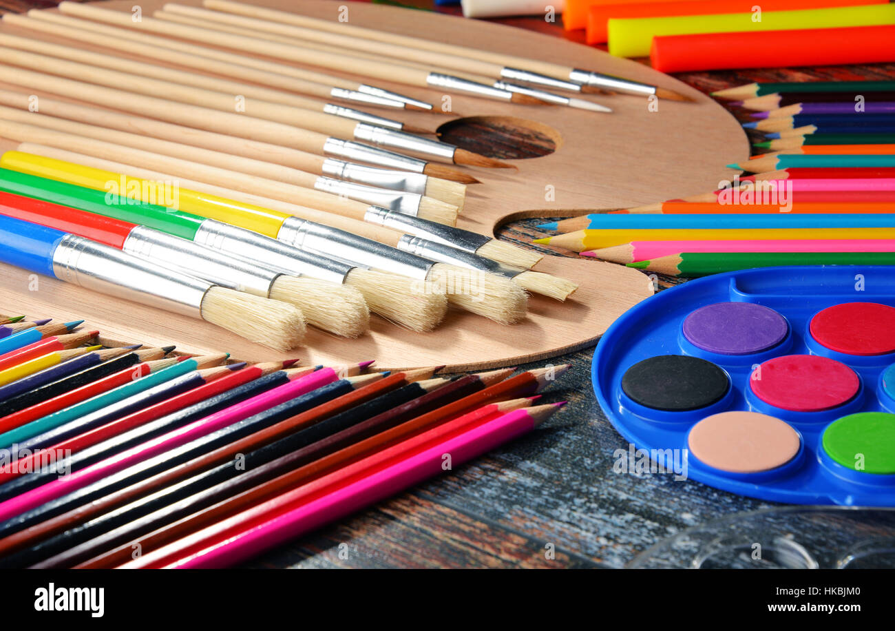 Painting supplies hi-res stock photography and images - Alamy
