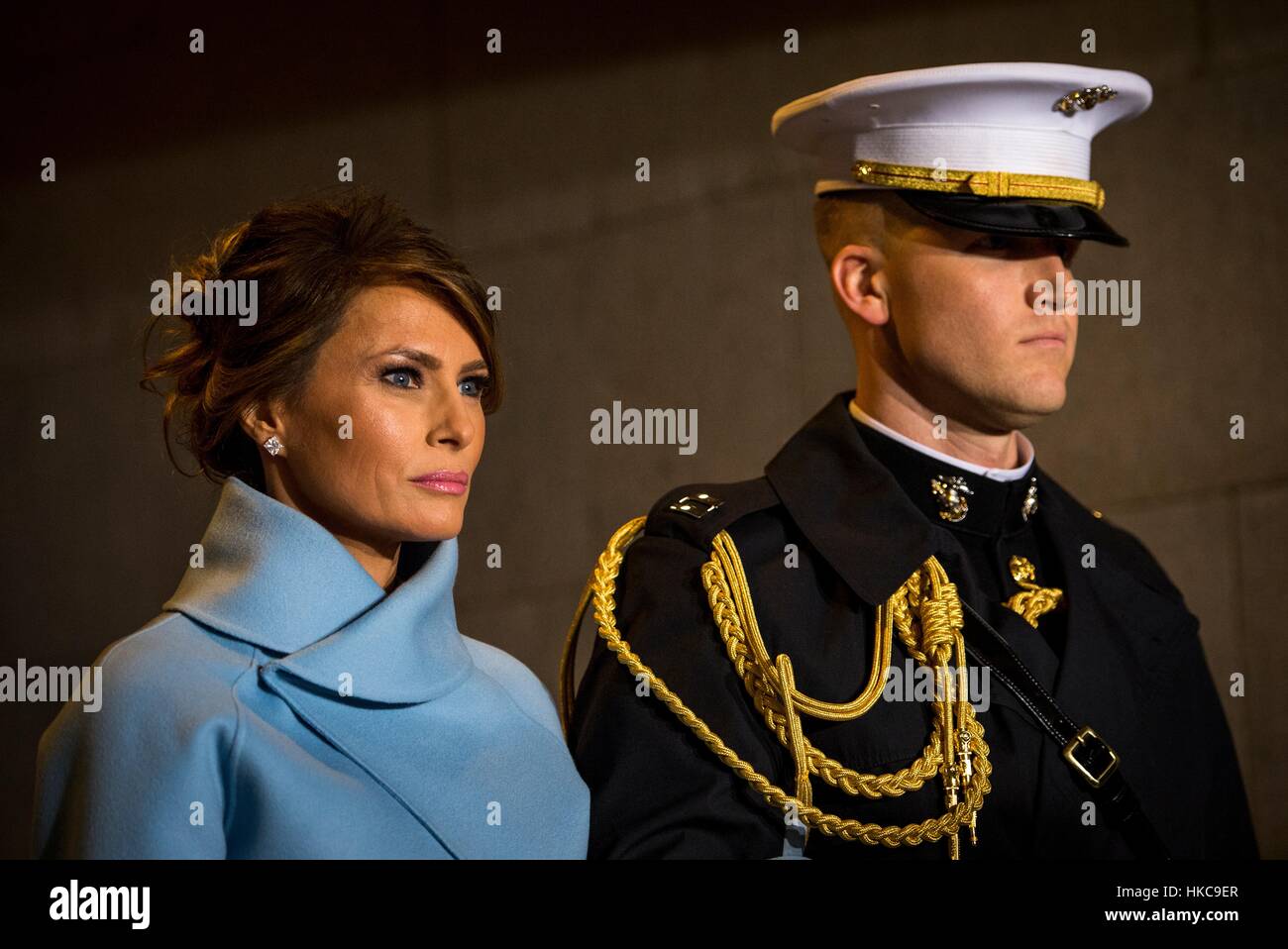 A U.S. Marine soldier escorts First Lady Melania Trump toward the U.S.  Capitol platform during the 58th Presidential Inauguration January 20, 2017  in Washington, DC Stock Photo - Alamy