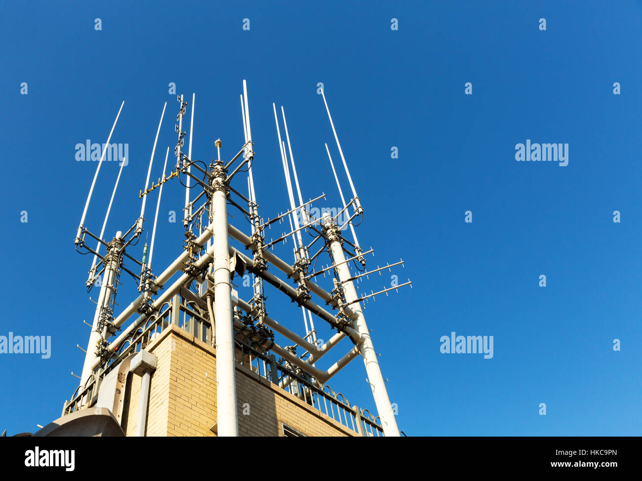Rooftop broadcasting equipment hi-res stock photography and images - Alamy
