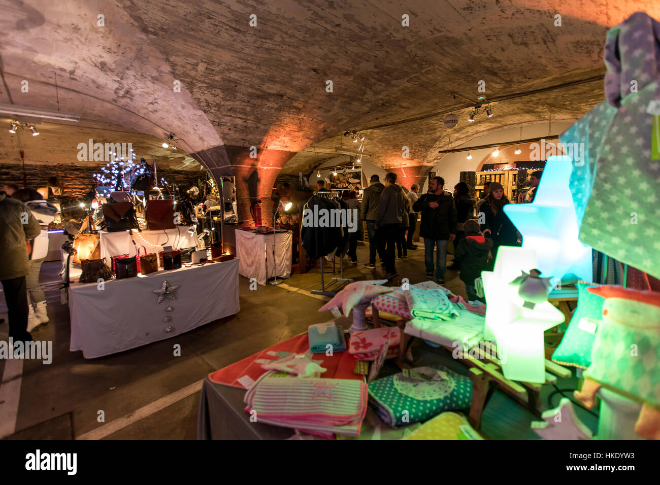 Underground Christmas market, Christmas market in old wine vault in