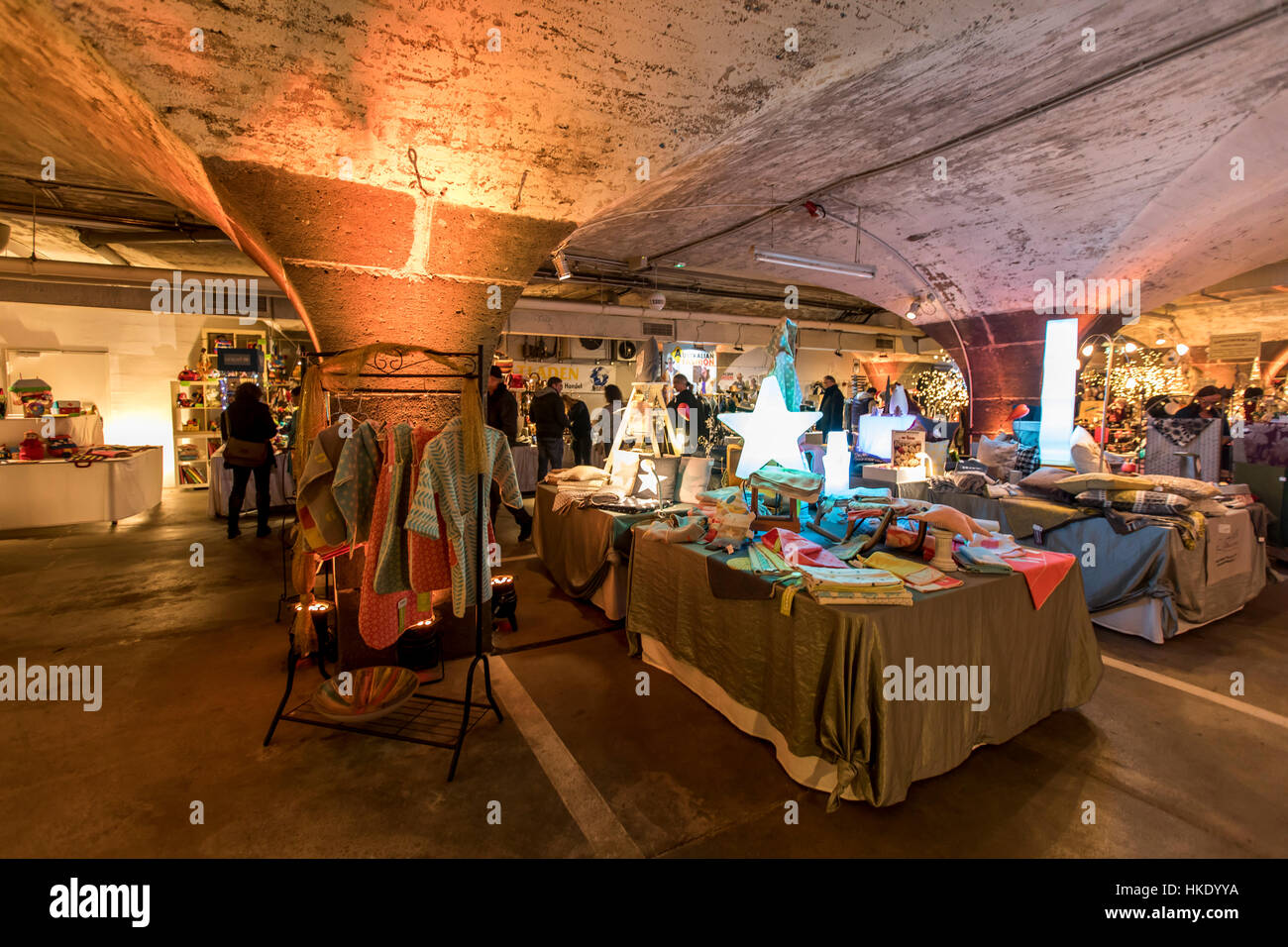 Underground Christmas market, Christmas market in old wine vault in