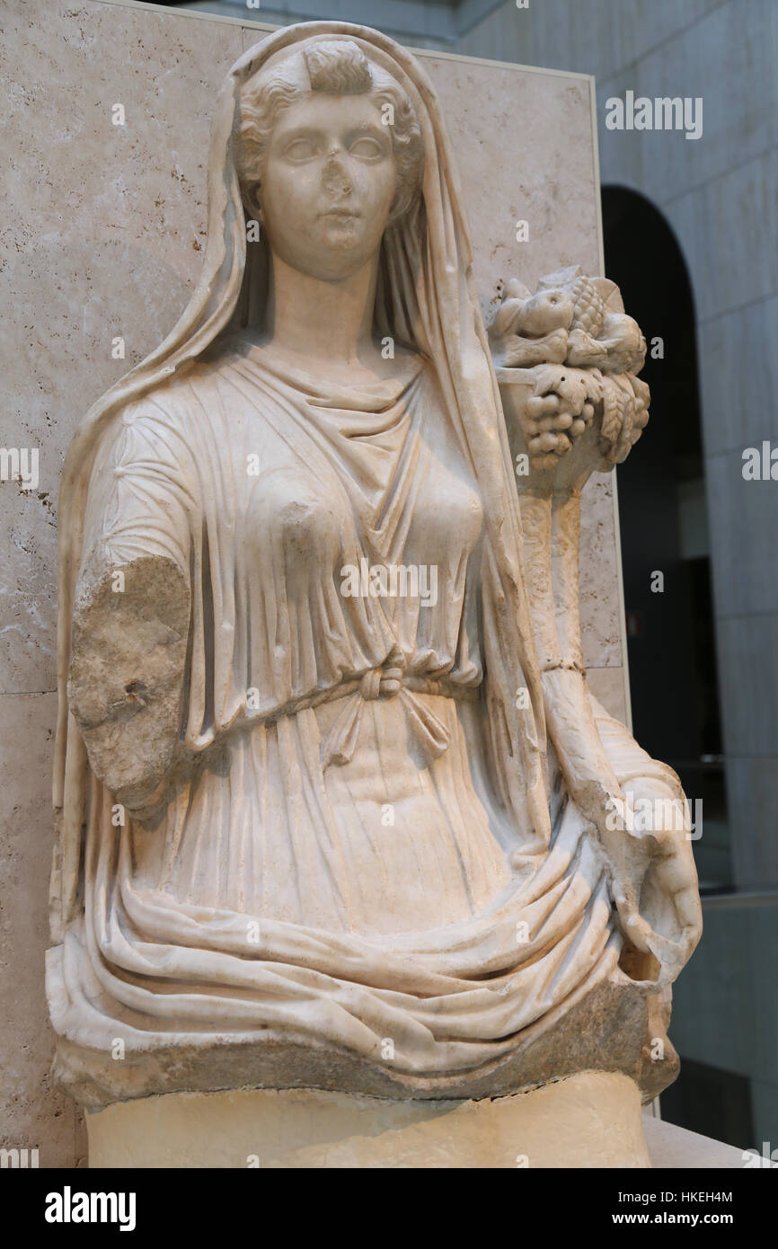 Empress consort Livia (58 BC29 AD) as Fortuna or Copia. Marble. 2040