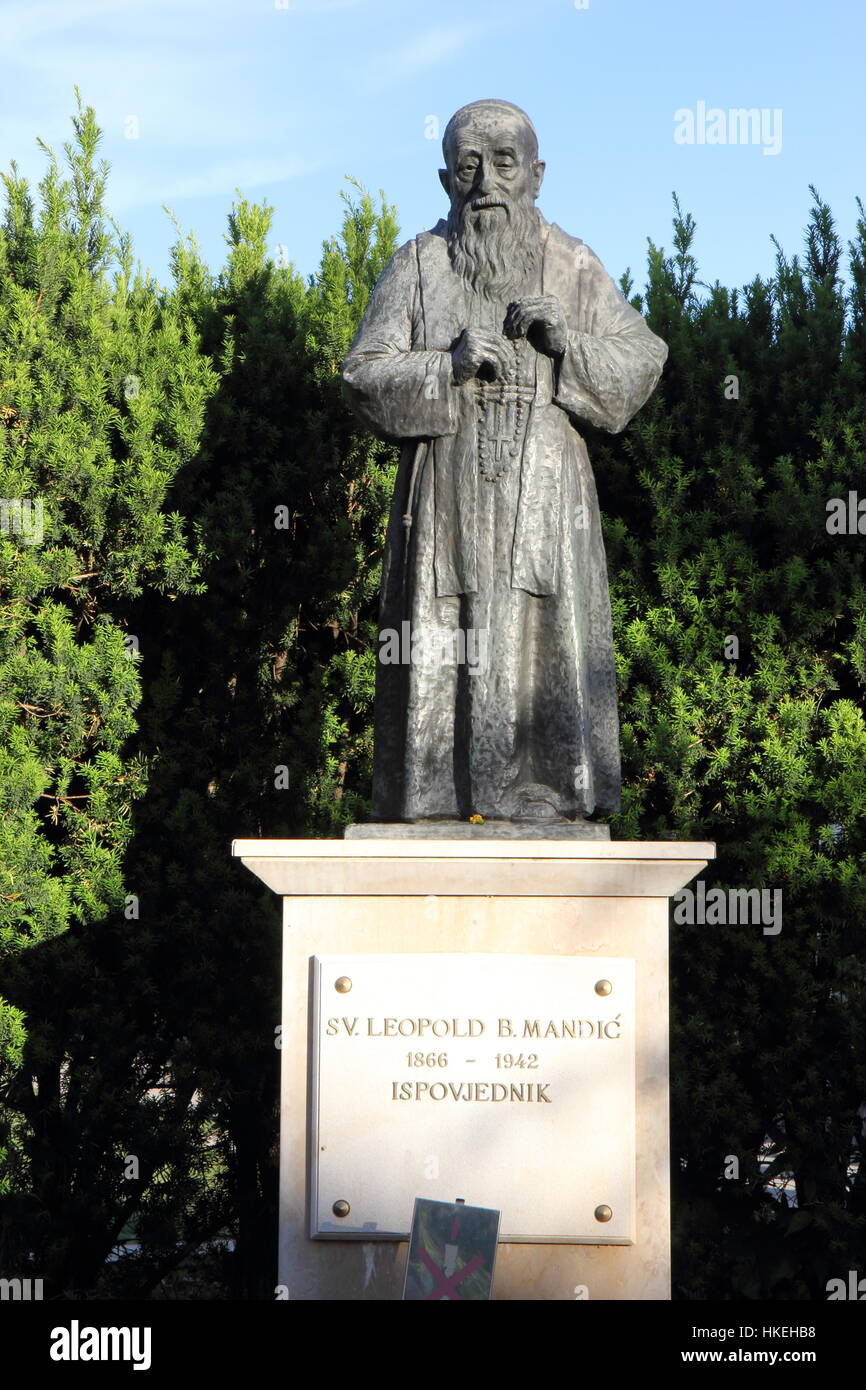Saint Leopold Mandic, O.F.M. Cap. (Leopold of Castelnuovo), (12 May 1866 – 30 July 1942), a Croatian Capuchin friar and Catholic priest. A statue. Stock Photo