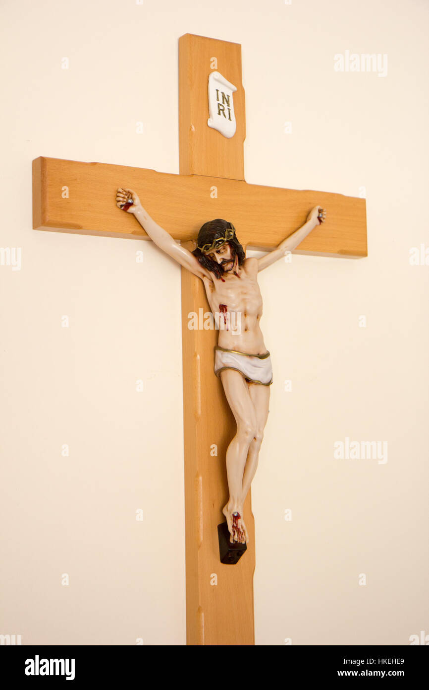 Christ statue cross wooden hi-res stock photography and images - Alamy