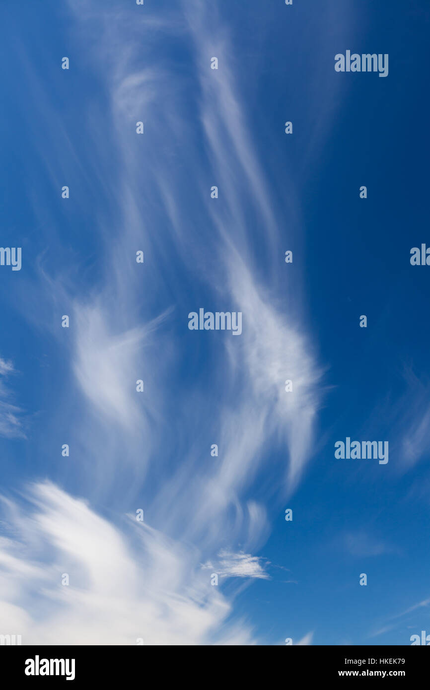 Wispy cirrus clouds blue sky Stock Photo - Alamy