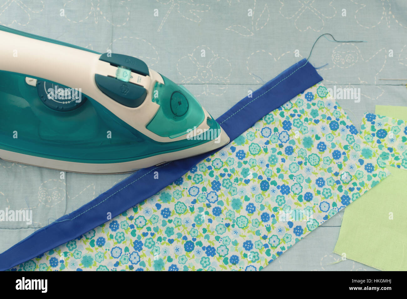 Patchwork on the sewing machine quilted stages Stock Photo Alamy