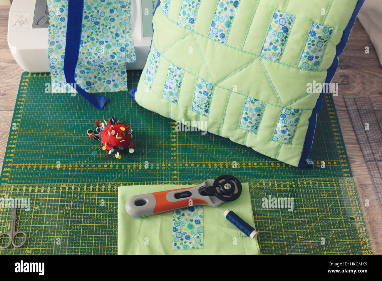 Patchwork on the sewing machine quilted stages Stock Photo Alamy
