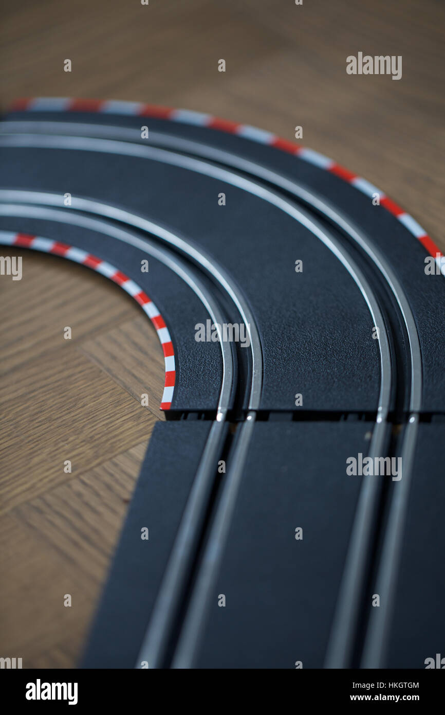 children's toy race tracks