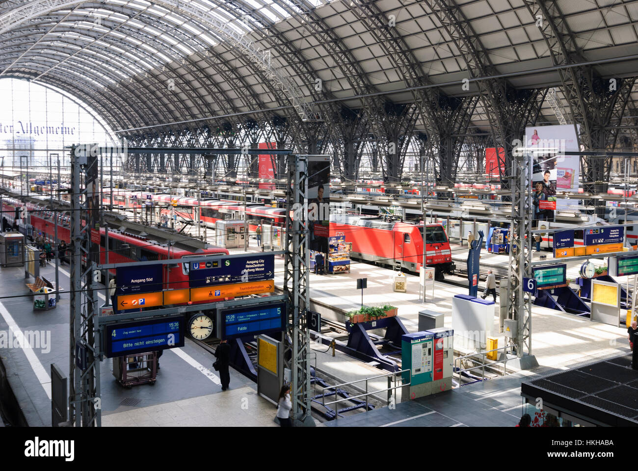 Frankfurt am main hauptbahnhof hi-res stock photography and images - Alamy