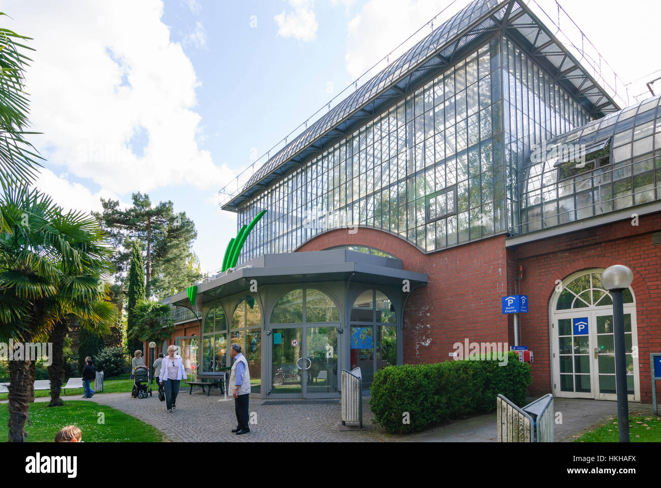 Frankfurt am Main: Entrance to the botanical garden, nördlich des Stadtzentrums, Hessen, Hesse, Germany Stock Photo