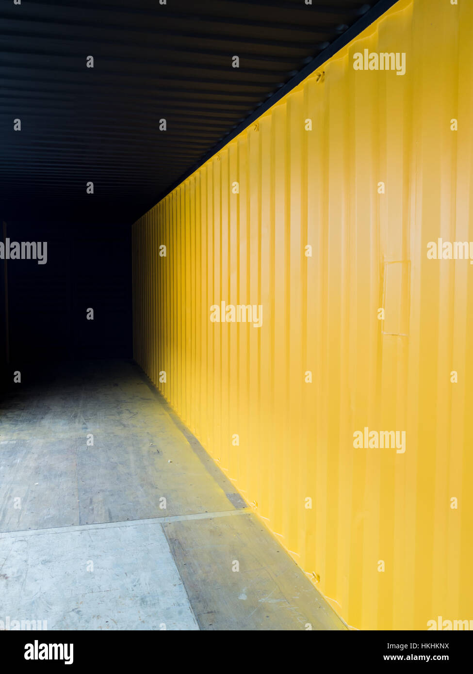 Inside empty shipping container hi-res stock photography and images - Alamy