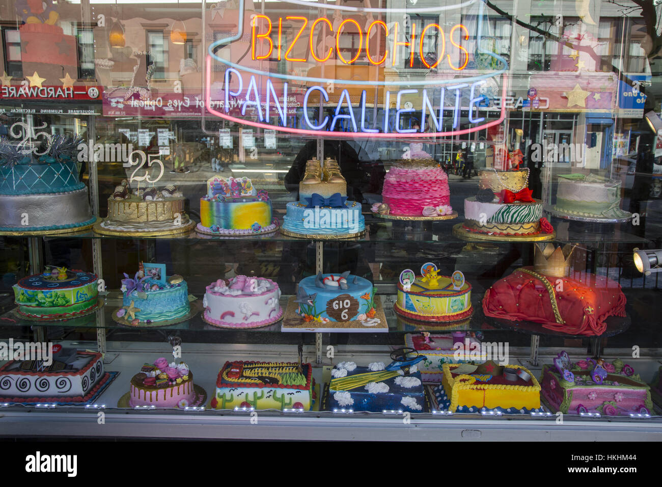 Window Of A Bakery In Spanish Harlem New York City Stock Photo Alamy