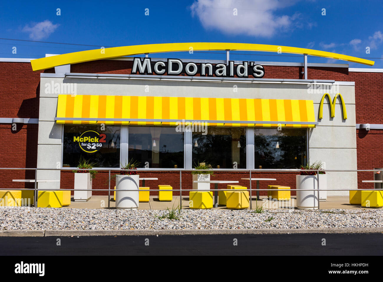 Indianapolis - Circa September 2016: McDonald's Restaurant Location. McDonald's is a Chain of Hamburger Restaurants VIII Stock Photo