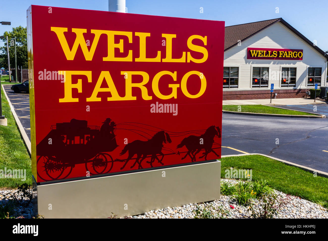 Ft. Wayne - Circa September 2016: Wells Fargo Retail Bank Branch. Wells Fargo is a Provider of Financial Services X Stock Photo