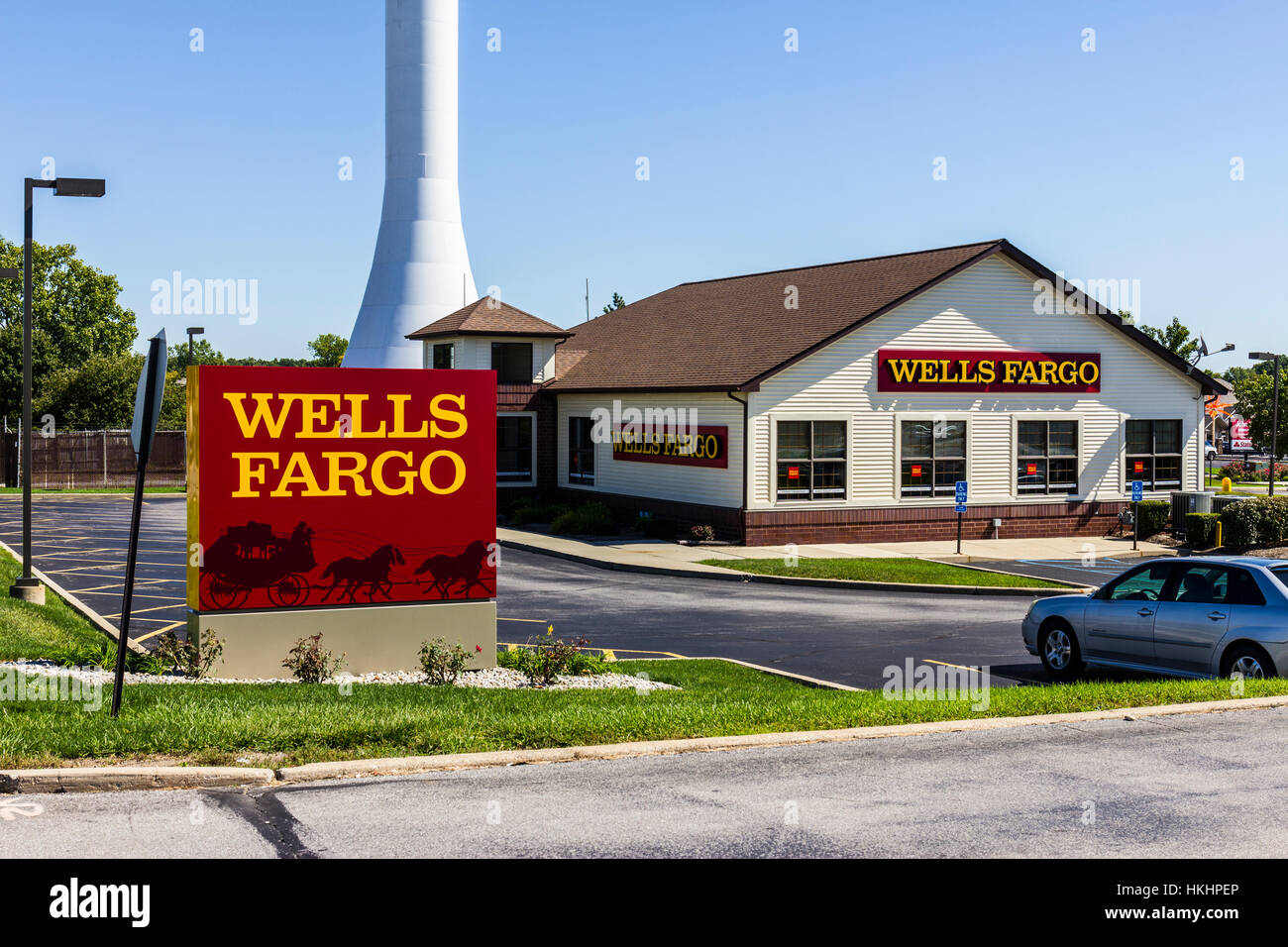 Ft. Wayne - Circa September 2016: Wells Fargo Retail Bank Branch. Wells Fargo is a Provider of Financial Services XI Stock Photo